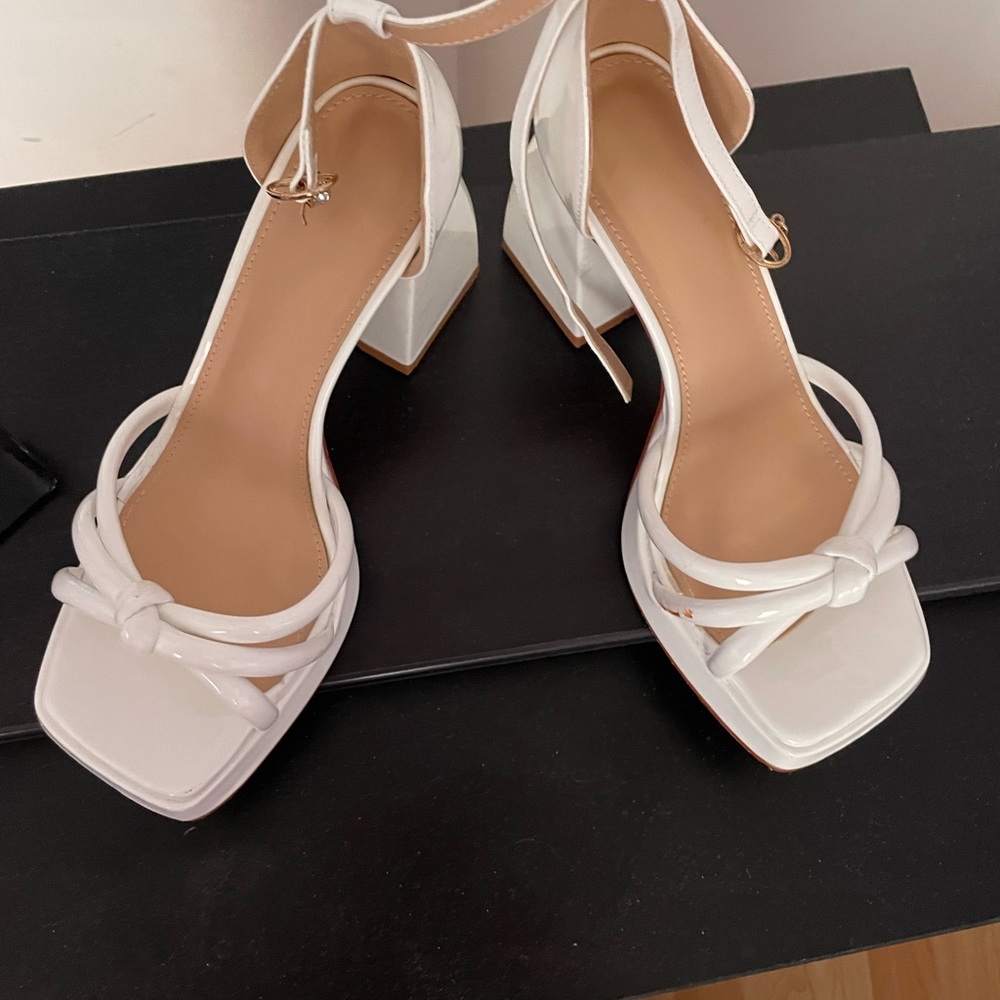 Amazon white chunky heels with buckle pendants worn once